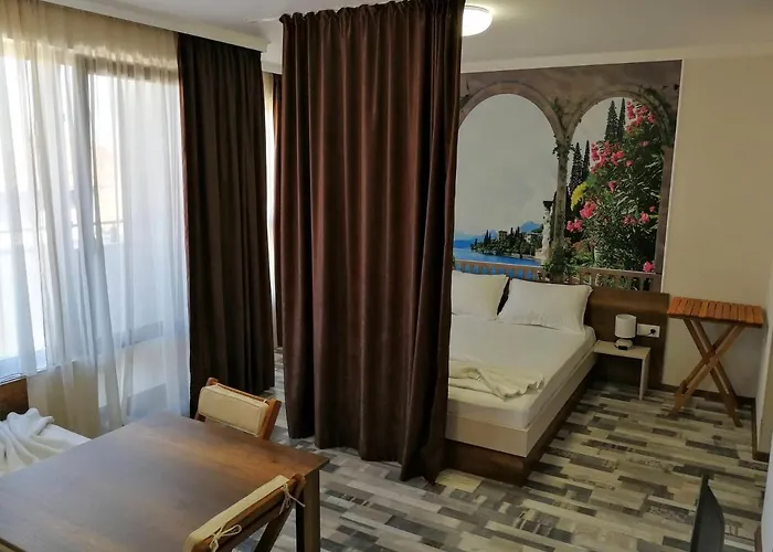 флора 3* 帕莫瑞